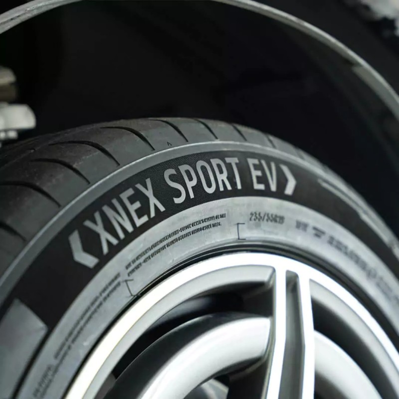 275/55R19 111W XL XNEX SP EV VELVET SIDE